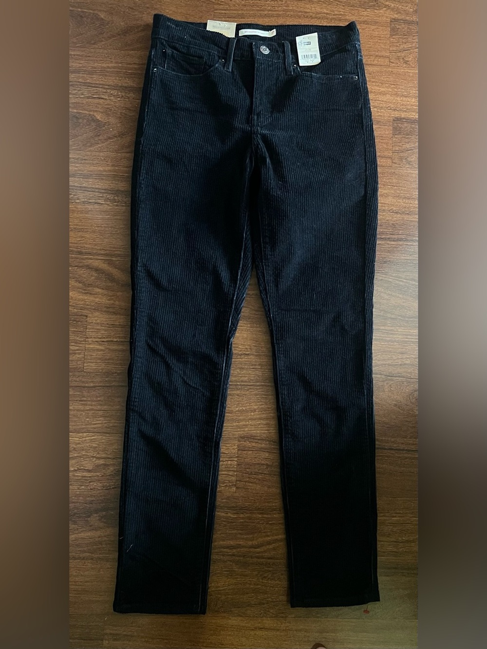 NWT Levi's Women's Black 311 Shaping Skinny Corduroy Jeans 27x30